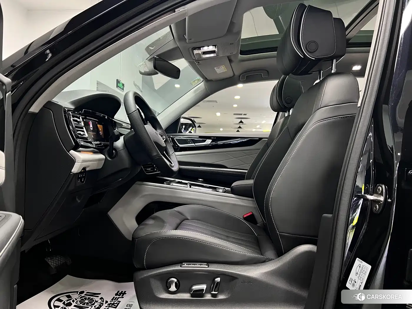 Volkswagen Touareg id 4644427 из Китая 49