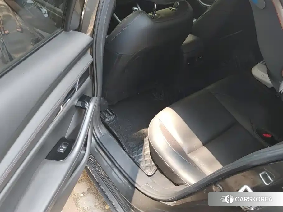 Mazda 3 id 4565221 из Китая 14