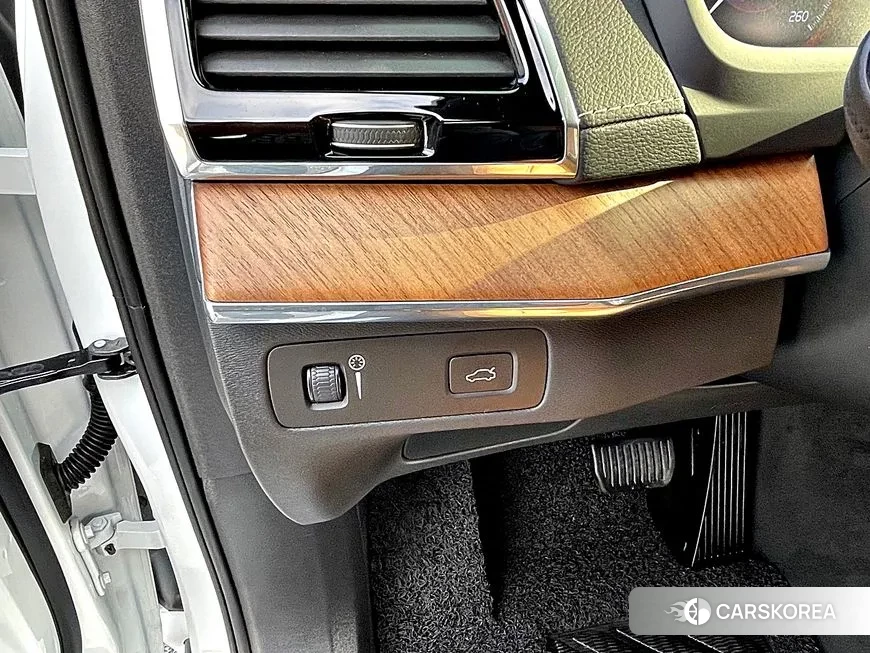 Volvo XC90 second Generation id 1951125 из Кореи 8