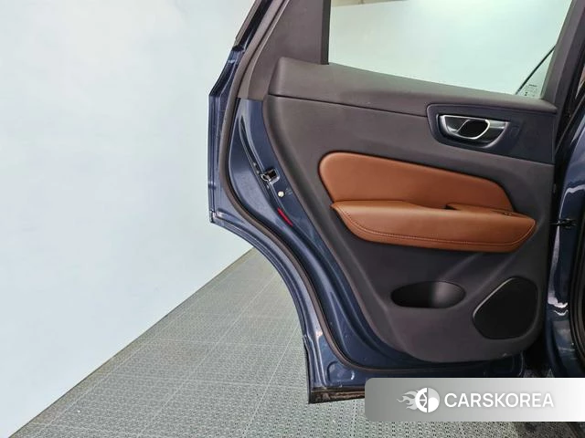 Volvo XC60 id 4212485 из Китая 19