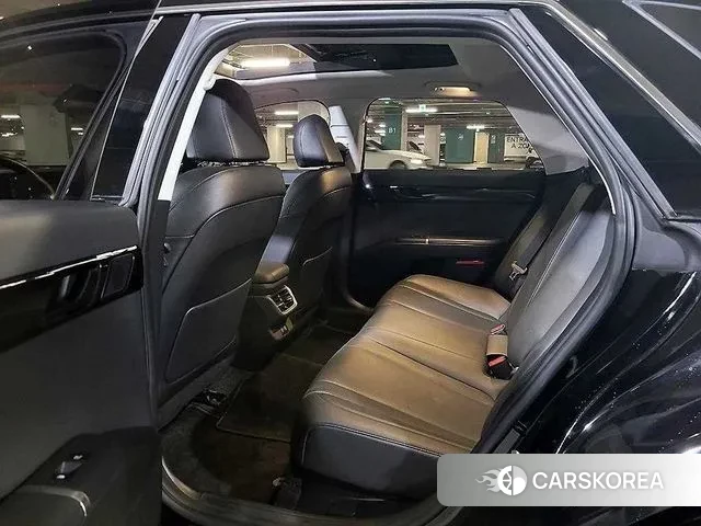 Hyundai Grandeur (GN7) id 3410902 из Кореи 18