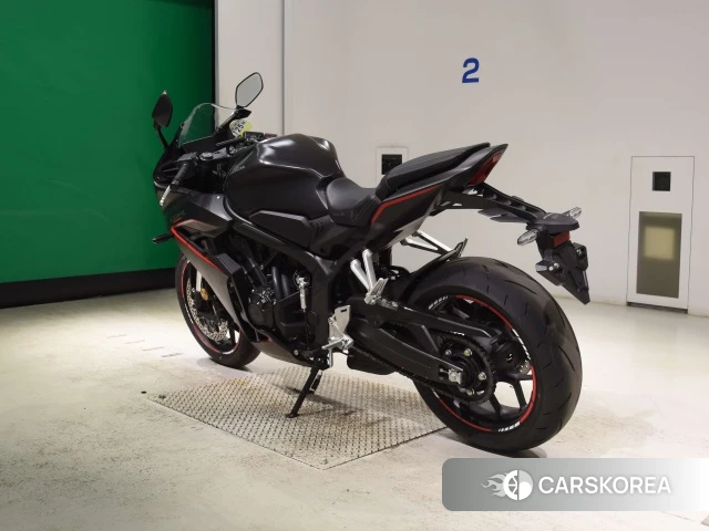 Honda CBR650R E-CLUTCH id 4392944 из Японии 8