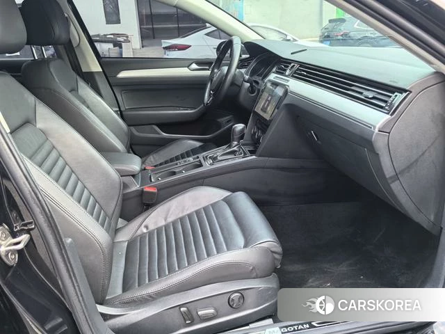 Volkswagen Magotan id 3895866 из Китая 12