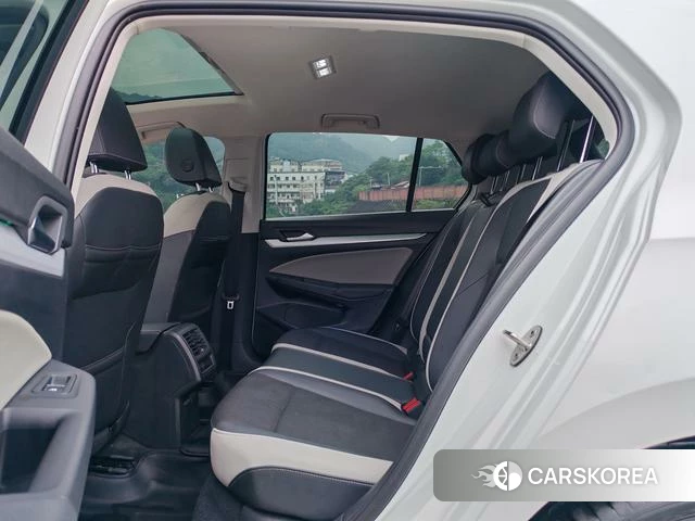 Volkswagen Golf id 4329056 из Китая 13
