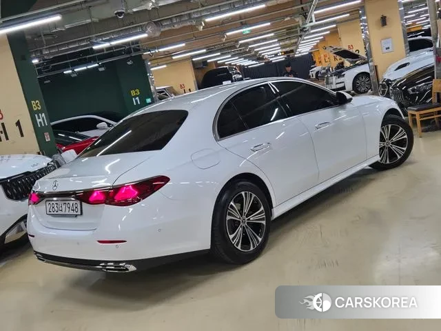 Mercedes-Benz E-Class W214 id 3757910 из Кореи 18