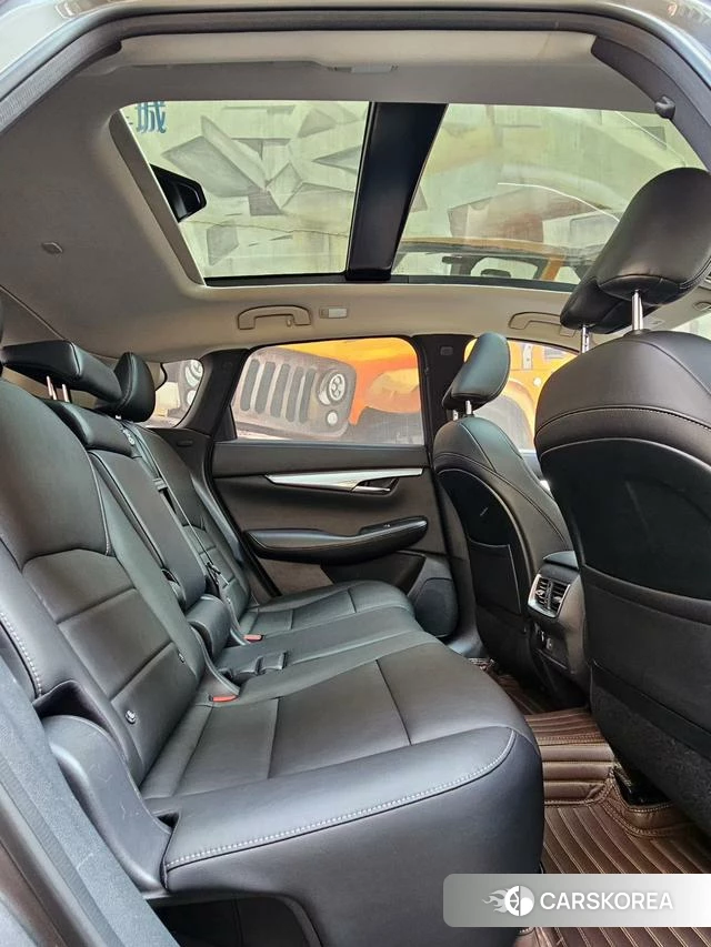 Infiniti QX50 id 4236532 из Китая 8