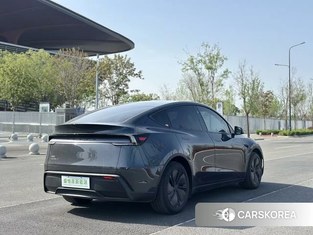 Tesla Model Y id 3957781 из Китая 13