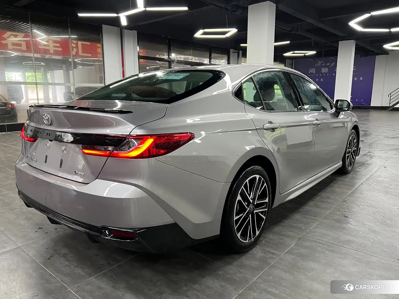 Toyota Camry id 4659876 из Китая 9