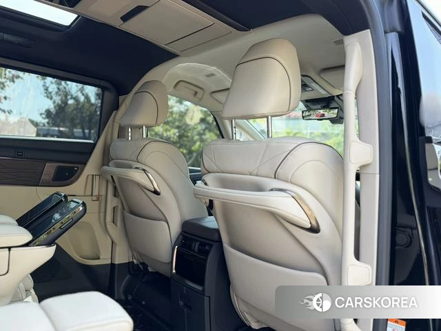 Toyota Elfa id 4275878 из Китая 23