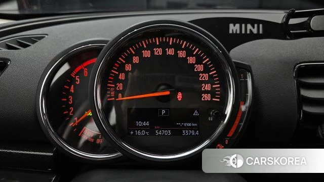 Mini Cooper D Clubman id 3905705 из Кореи 18