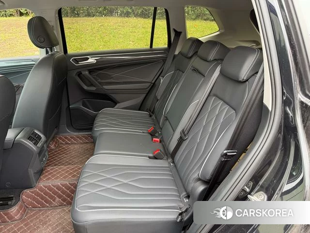 Volkswagen Tiguan L id 4321382 из Китая 11