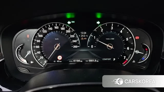 BMW 5 Series (G30) id 3248884 из Кореи 18