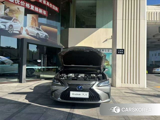 Lexus ES id 4274323 из Китая 9
