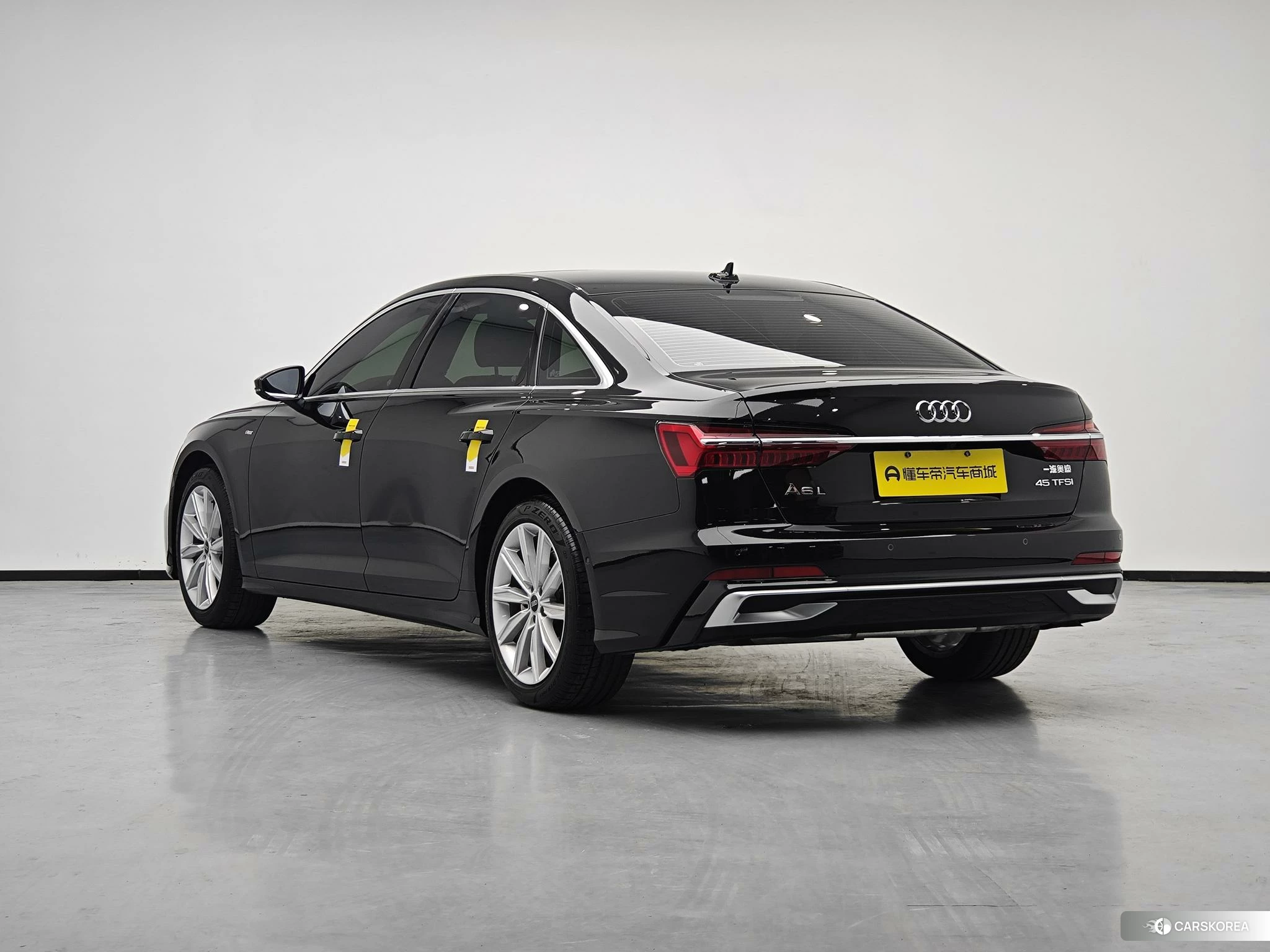 Audi A6L id 4453813 из Китая 18