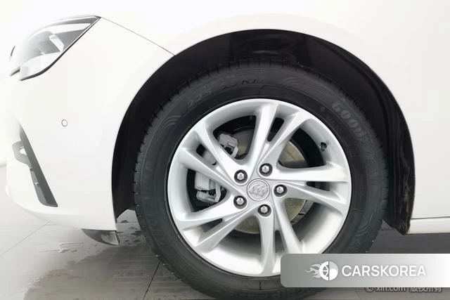 Buick Regal id 4254194 из Китая 22