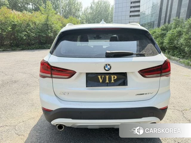 BMW X1 id 4367439 из Китая 17