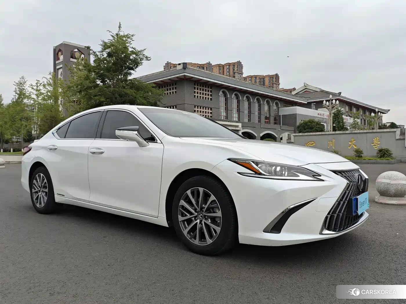 Lexus ES id 4679604 из Китая 9