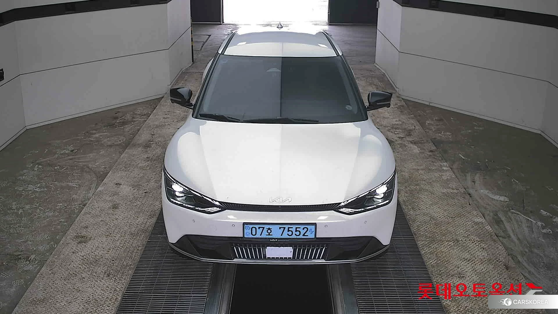 Kia EV6 id 3875716 из Кореи 36