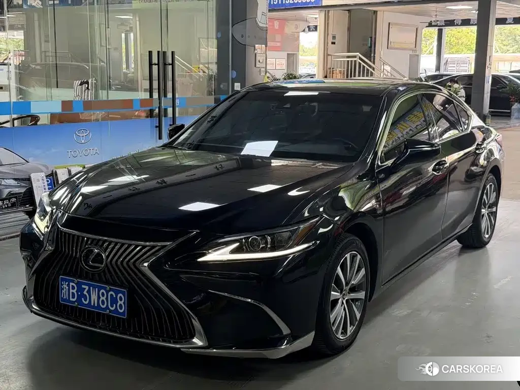 Lexus ES id 4628003 из Китая 8