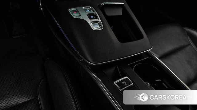 Hyundai The New Grandeur IG Hybrid id 4445886 из Кореи 28