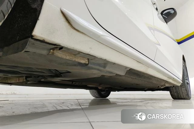 Audi A4L id 3824792 из Китая 15