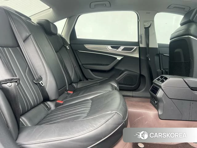 Audi A6L id 4229201 из Китая 15
