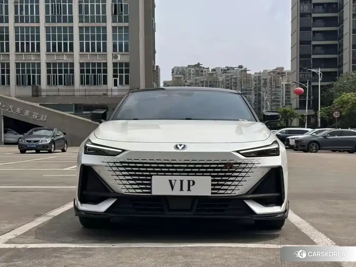 Chang'an UNI-V id 4599814 из Китая 15