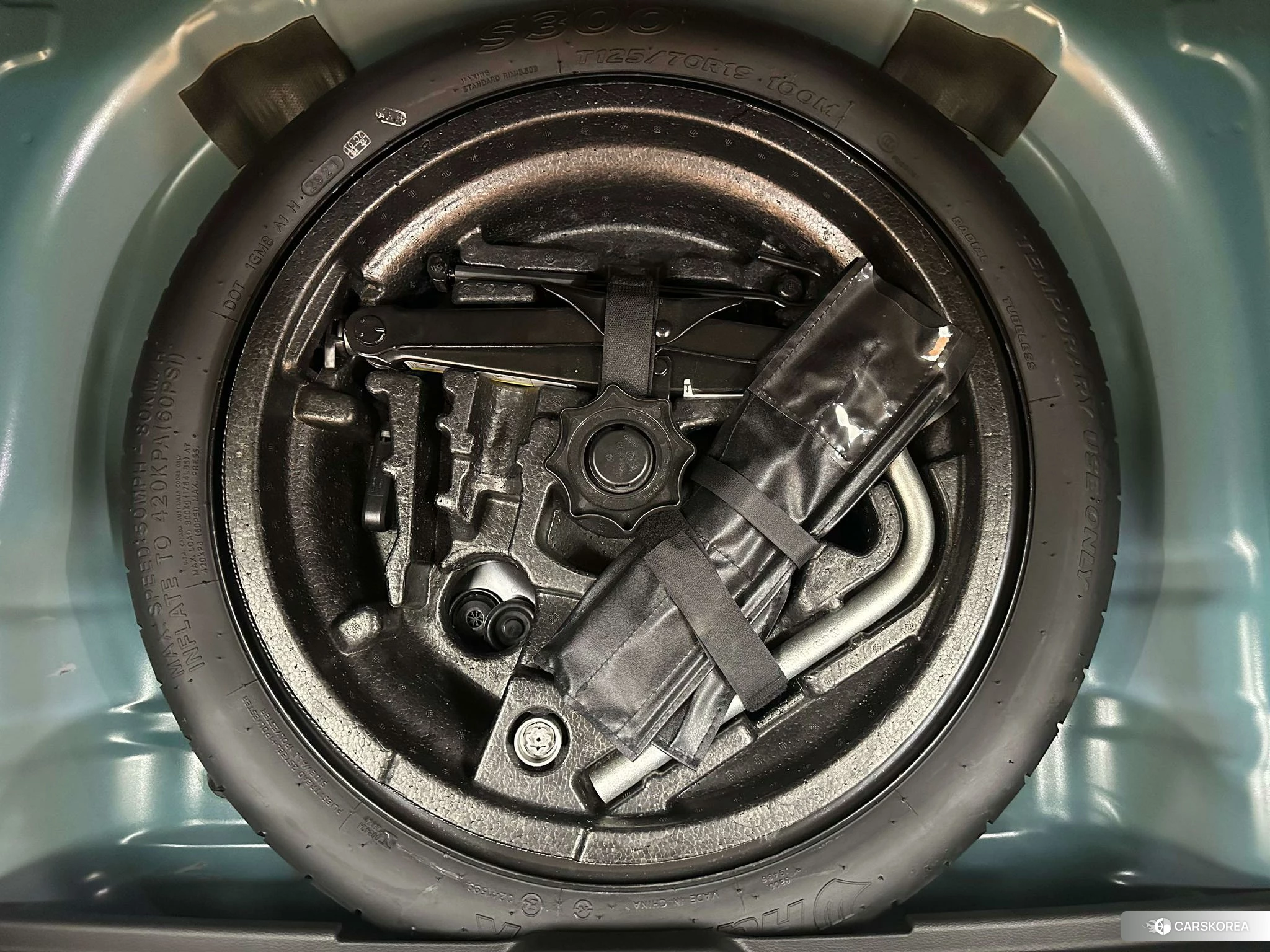 Audi Q2L id 4413275 из Китая 23