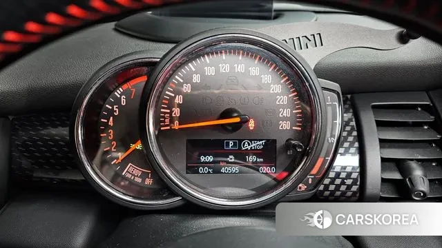 Mini Cooper S id 3479946 из Кореи 18