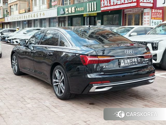 Audi A6L id 4208989 из Китая 16