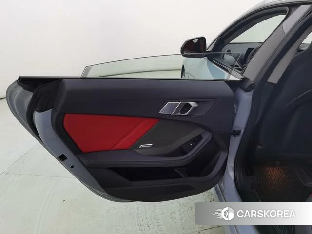 BMW 2 series id 4333731 из Китая 23