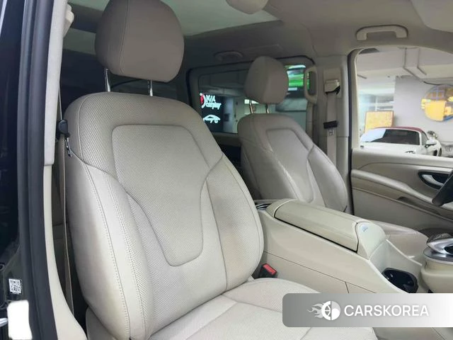 Mercedes-Benz V-class id 4239318 из Китая 20