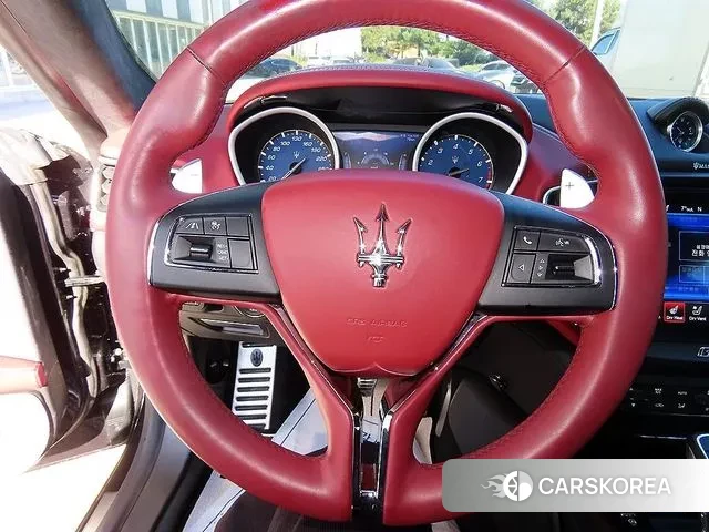Maserati Ghibli id 3344863 из Кореи 18