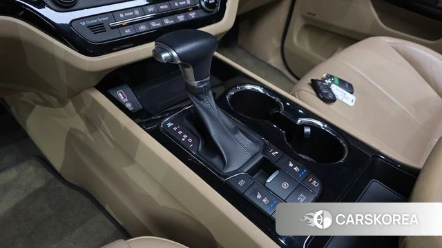 Kia The New Carnival id 4345717 из Кореи 31
