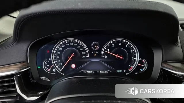 BMW 5 Series (G30) id 3413262 из Кореи 18