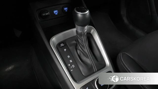 Hyundai Venue id 3852693 из Кореи 18