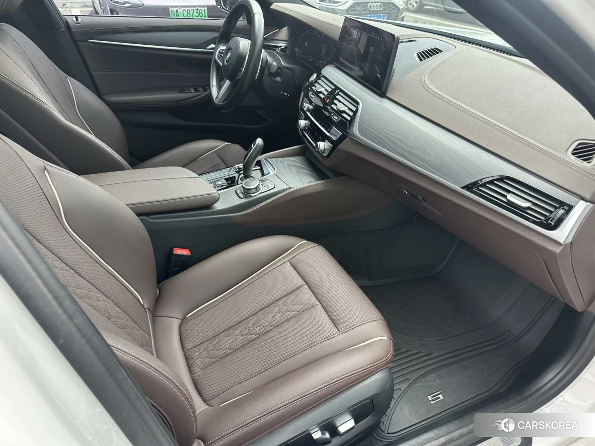 BMW 5 series id 4514843 из Китая 8