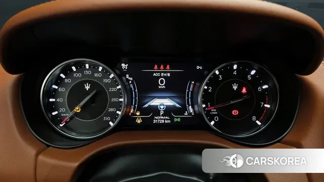 Maserati Ghibli id 3472694 из Кореи 18