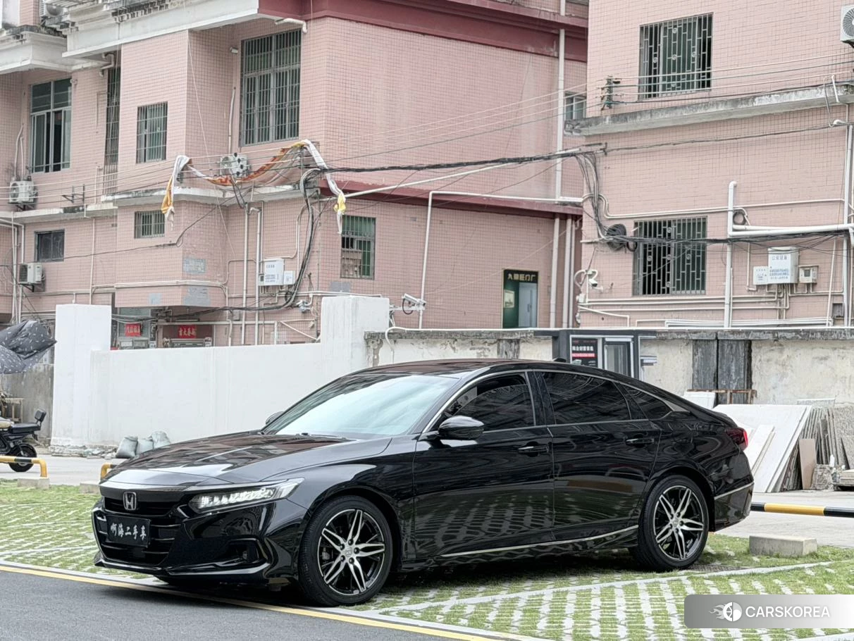 Honda Accord id 4514956 из Китая 9