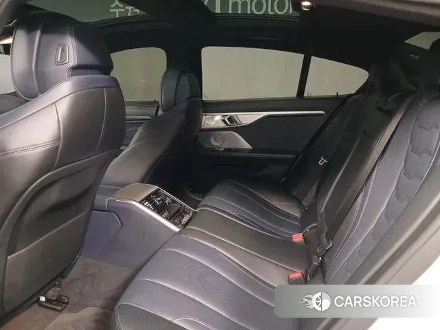 BMW 8 Series (G15) id 3525228 из Кореи 18