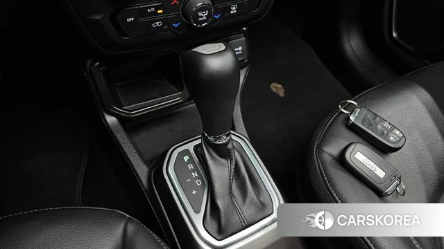 Jeep Renegade id 4717444 из Кореи 34