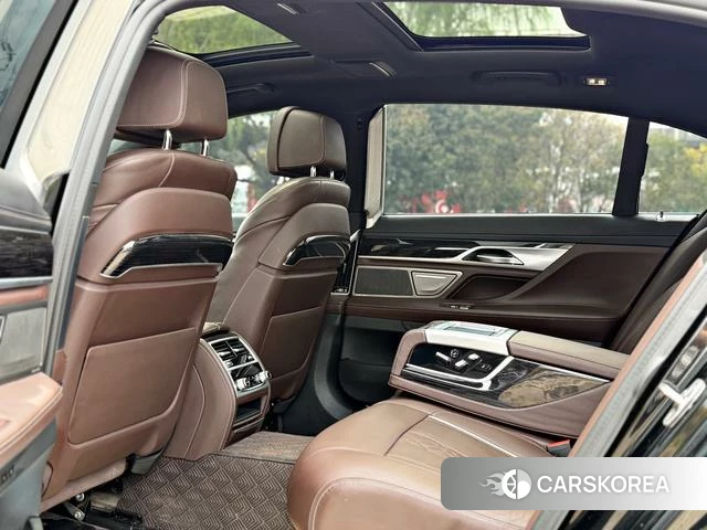 BMW 7 series id 4259019 из Китая 19