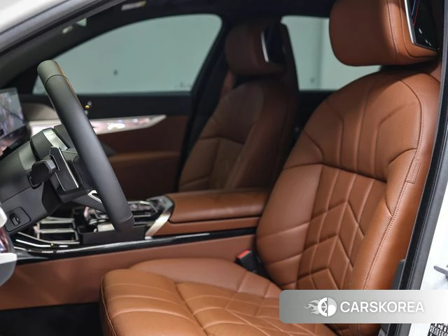 BMW 7 Series (G70) id 4511130 из Кореи 18