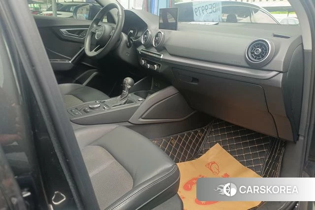 Audi Q2L id 4265882 из Китая 15