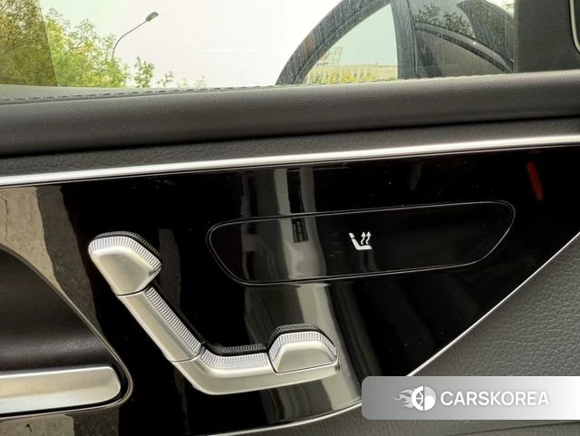 Mercedes-Benz Class C id 4256467 из Китая 24
