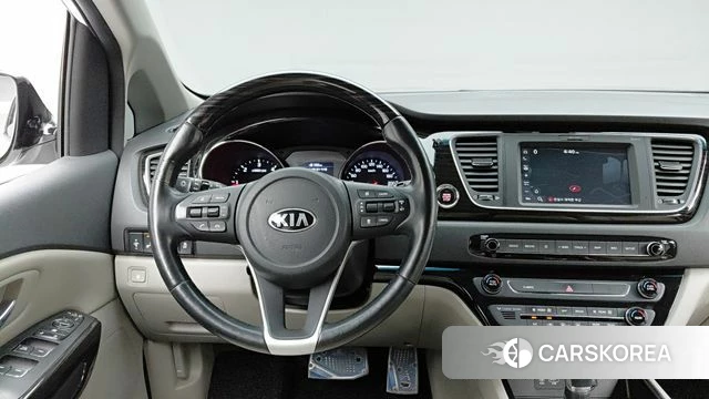 Kia The New Carnival id 4605132 из Кореи 18