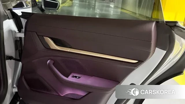 Porsche Taycan id 3393990 из Кореи 10