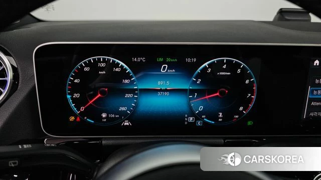 Mercedes-Benz GLA - Class H247 id 3904880 из Кореи 18