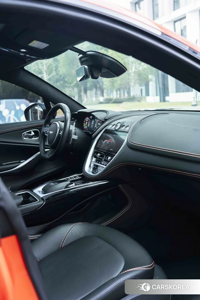 Aston Martin DBX id 4238519 из Китая 17