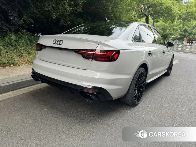Audi A4L id 4334725 из Китая 9